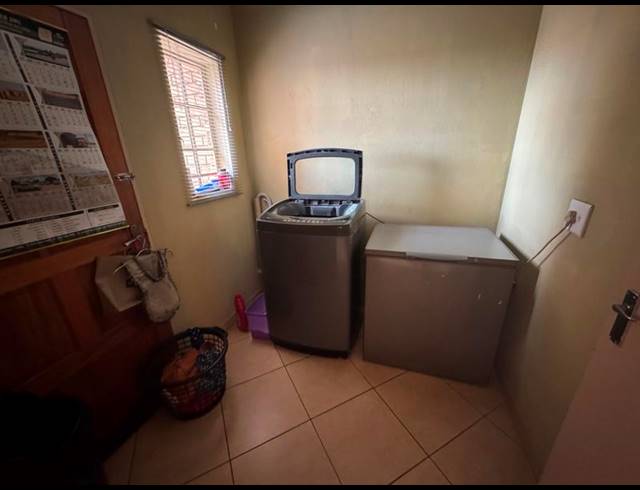 3 BEDROOM HOUSE FOR SALE IN AERORAND